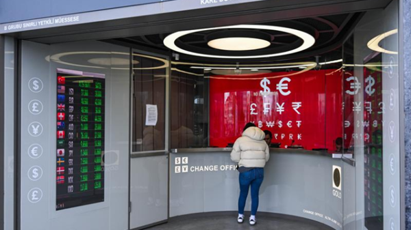 斯里兰卡总统说该国曾拒绝美国战机降落